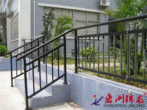 鋅鋼樓梯護(hù)欄圖片